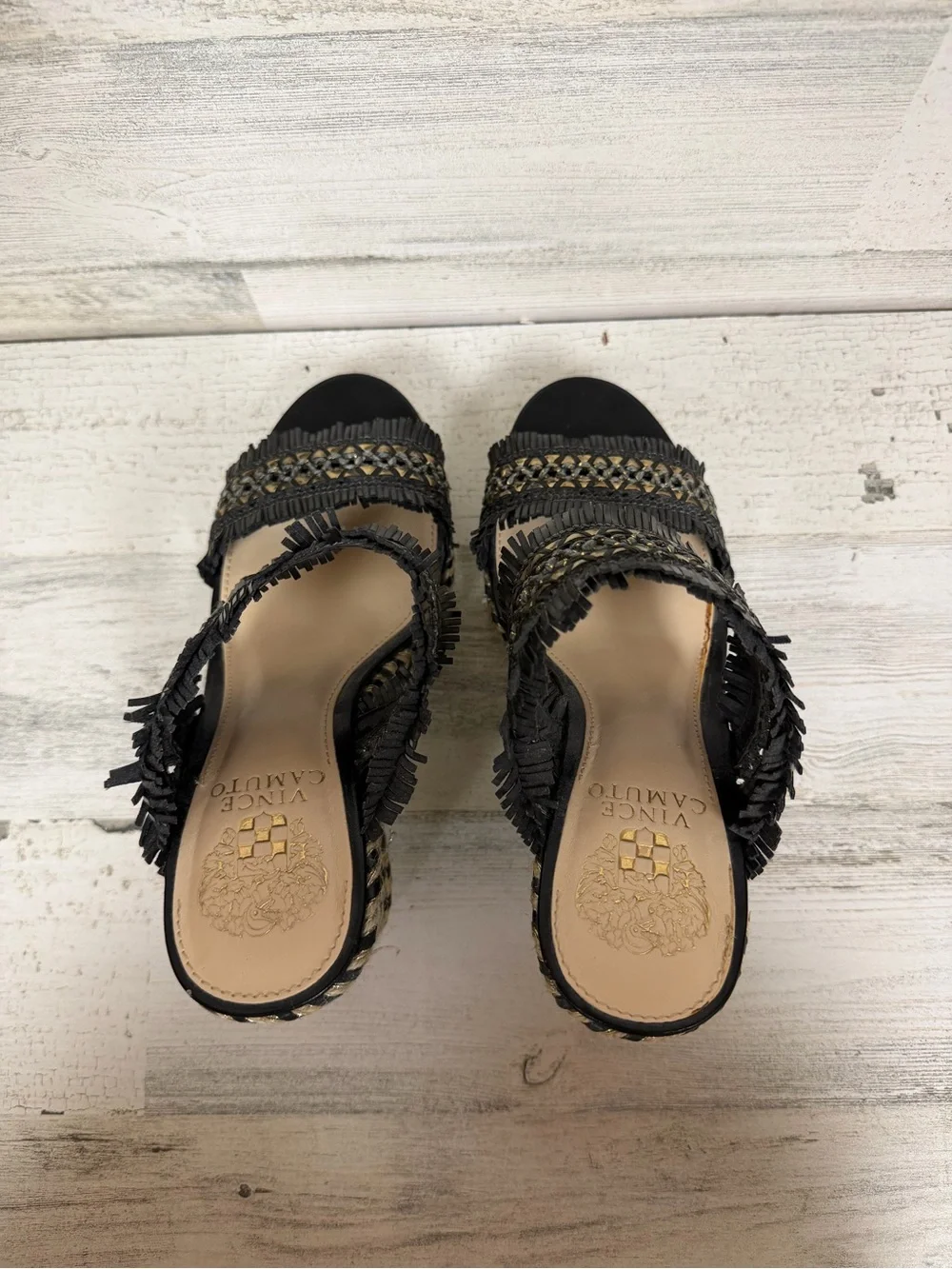 Vince Camuto chic black